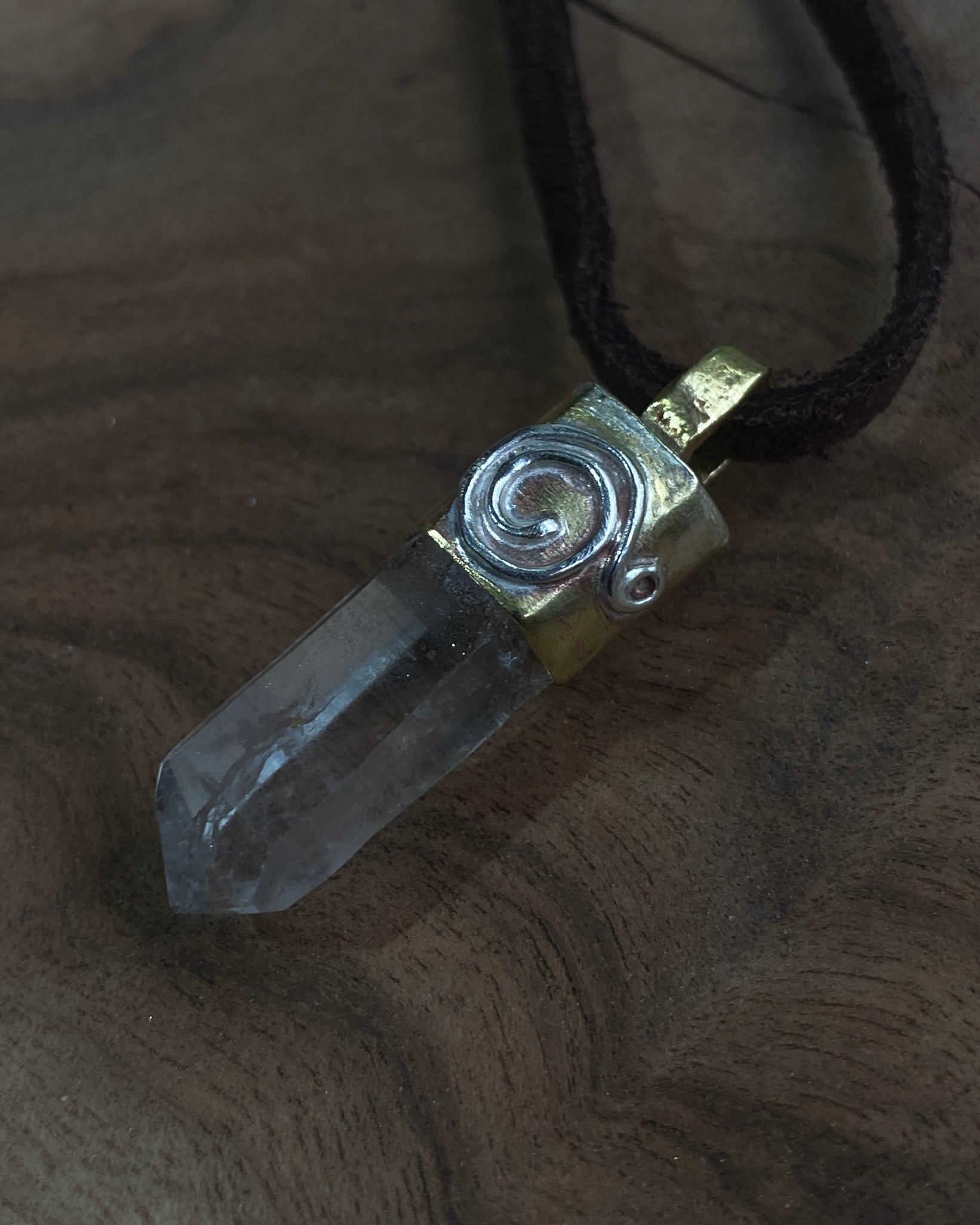 Spiral pendant